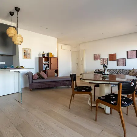 Guesthost - Attico Umbertino Design With Terrace Apartmán Bari